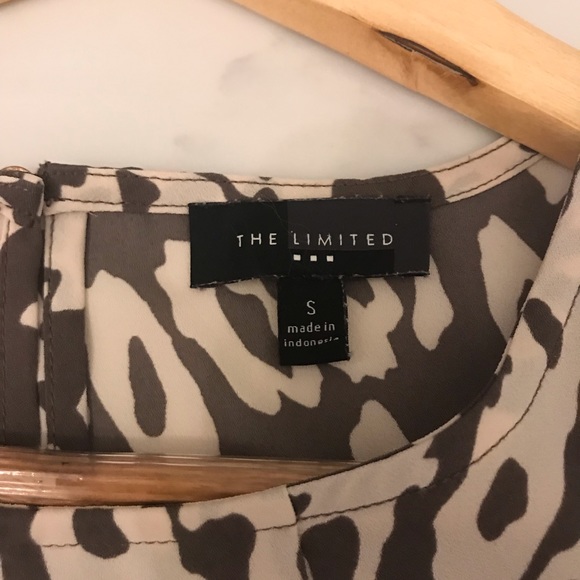 The Limited Animal Print Career Gray Top - Picture 3 of 5